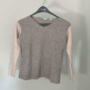 Vince. Wool & Cashmere V Neck Sweater, Size M